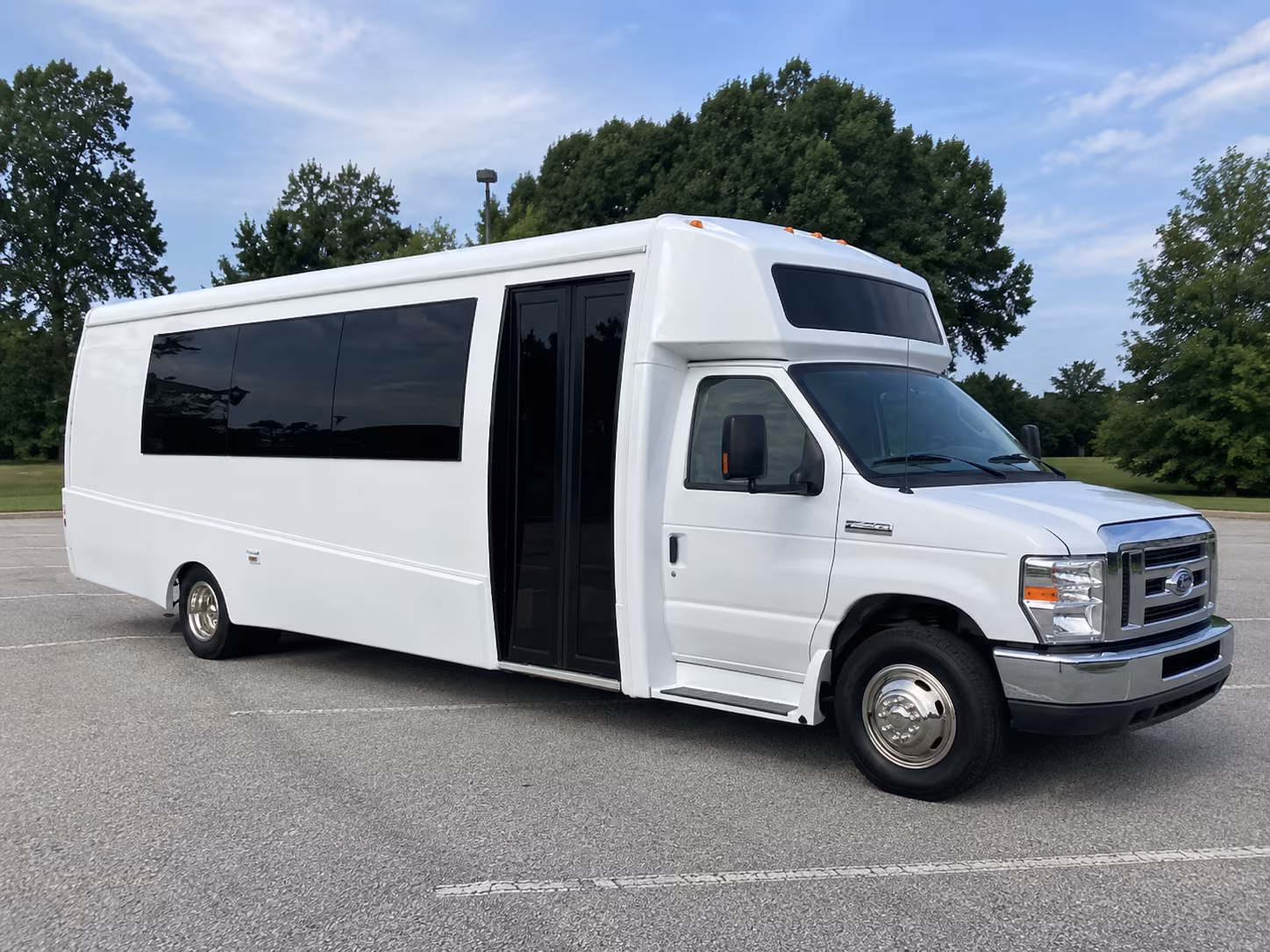 gardena 18 passenger party bus