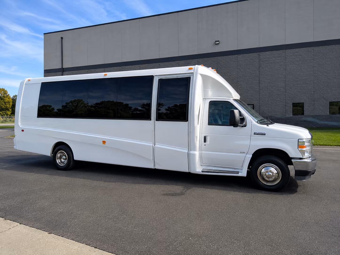 long beach sporting event transportation