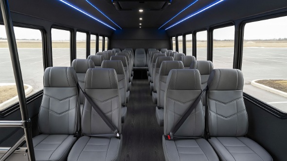 long beach 28 passenger minibus