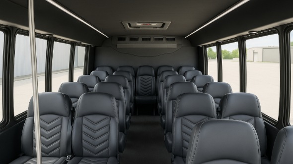 lynwood 28 passenger minibus